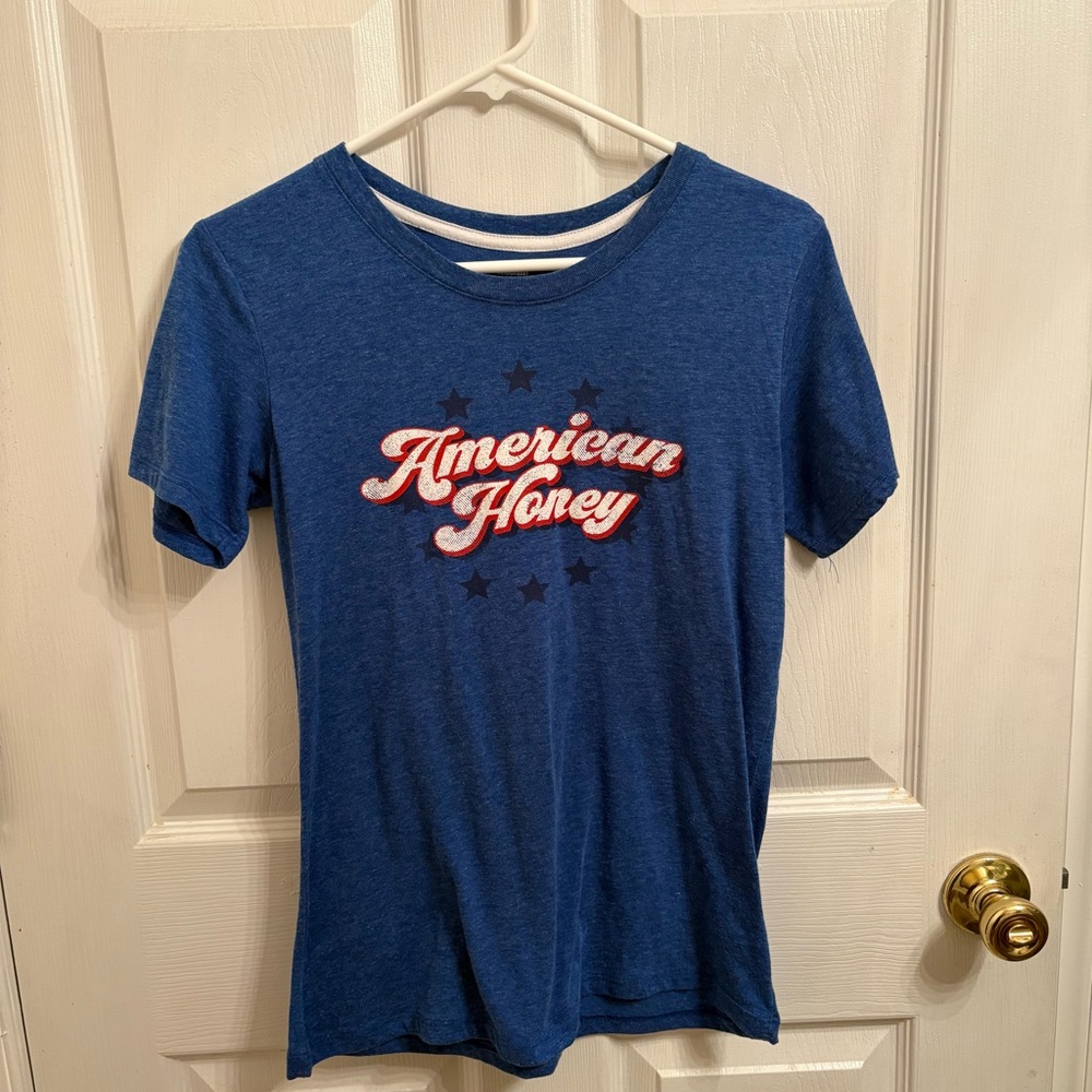 Patriotic T-Shirt❤️🤍💙🌹